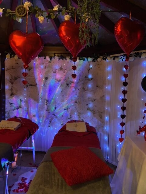 giadaqueenbeautician-valentines-massage-7